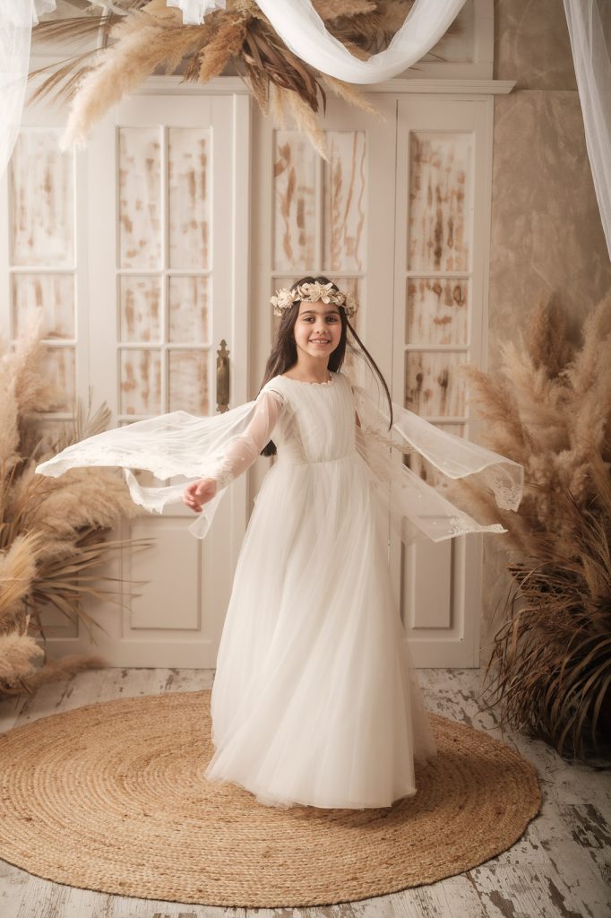 Fotógrafo de comuniones en Arteixo, retratos profesionales de niños.